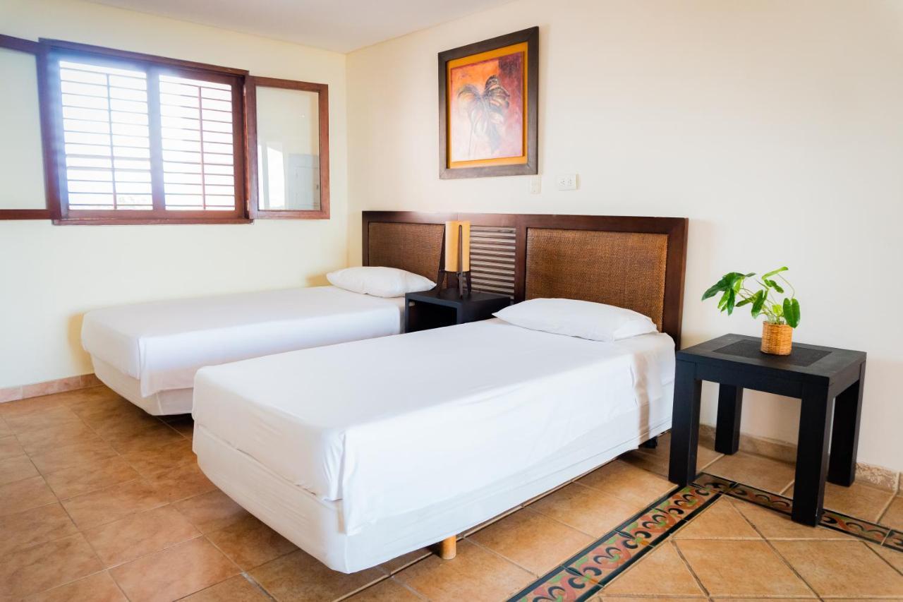 Hotel Penon Suites Girardot Luaran gambar