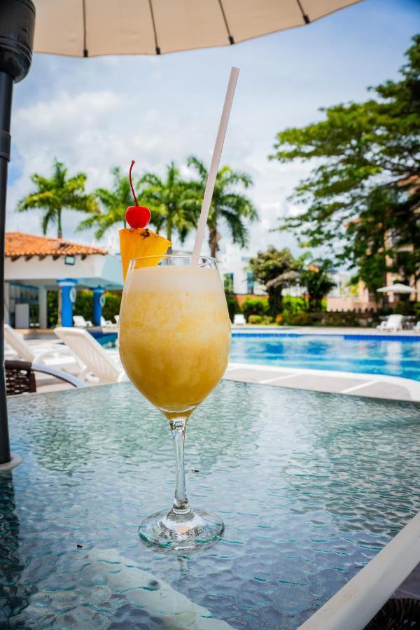 Hotel Penon Suites Girardot Luaran gambar