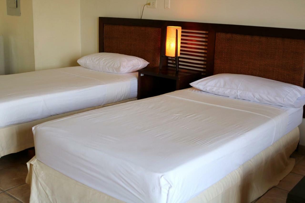 Hotel Penon Suites Girardot Luaran gambar