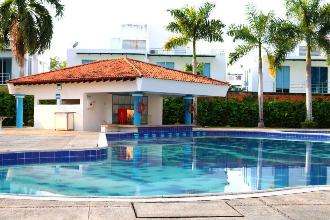 Hotel Penon Suites Girardot Luaran gambar